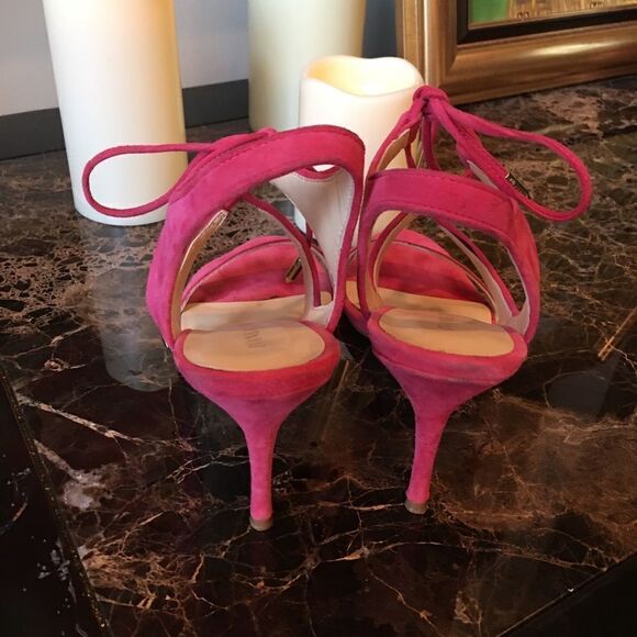 IVANKA’S PINKPOP Suede Heels! - Picture 2 of 8